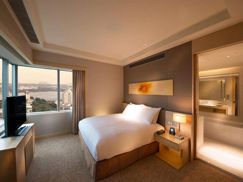 فندق دبل تري باي هيبتون